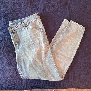 Light Wash Rockstar Jeans